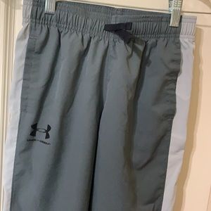 Under armor boys wind pants